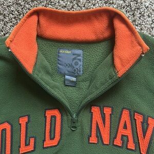 🍭 Old Navy Forest Green Fleece with Orange Details (unisex kids size 10-12)